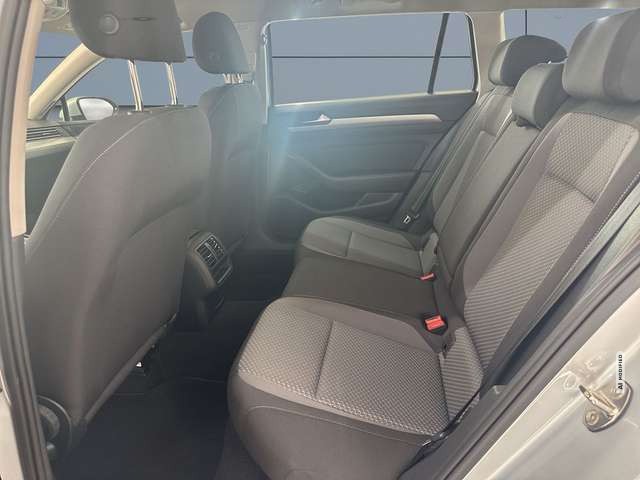 Volkswagen Passat Variant 2.0 TDI DSG*NAVI*KAM*APP*LED*MWST