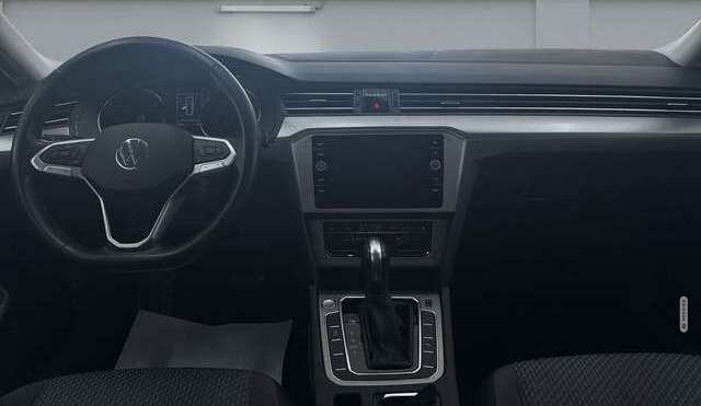Volkswagen Passat Variant 2.0 TDI DSG*NAVI*KAM*APP*LED*MWST