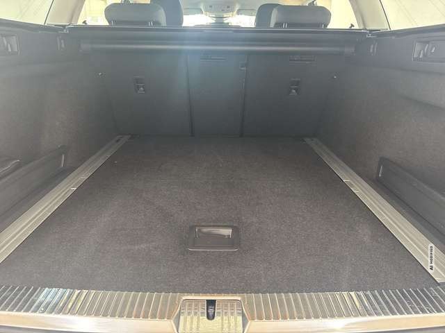 Volkswagen Passat Variant 2.0 TDI DSG*NAVI*KAM*APP*LED*MWST