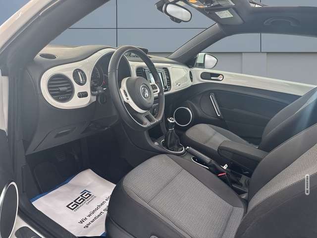 Volkswagen Beetle Lim. Cup 1.4 TSI 140 PS NAV*XEN*BT*FENDR*