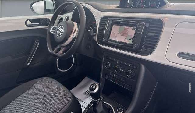 Volkswagen Beetle Lim. Cup 1.4 TSI 140 PS NAV*XEN*BT*FENDR*