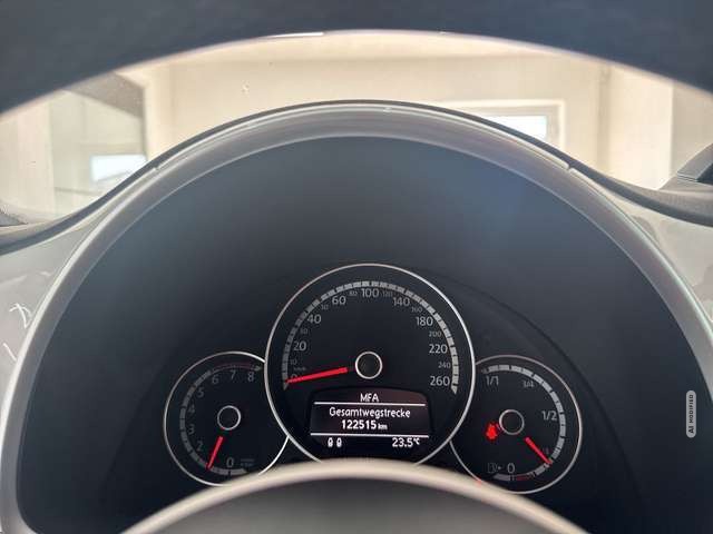 Volkswagen Beetle Lim. Cup 1.4 TSI 140 PS NAV*XEN*BT*FENDR*