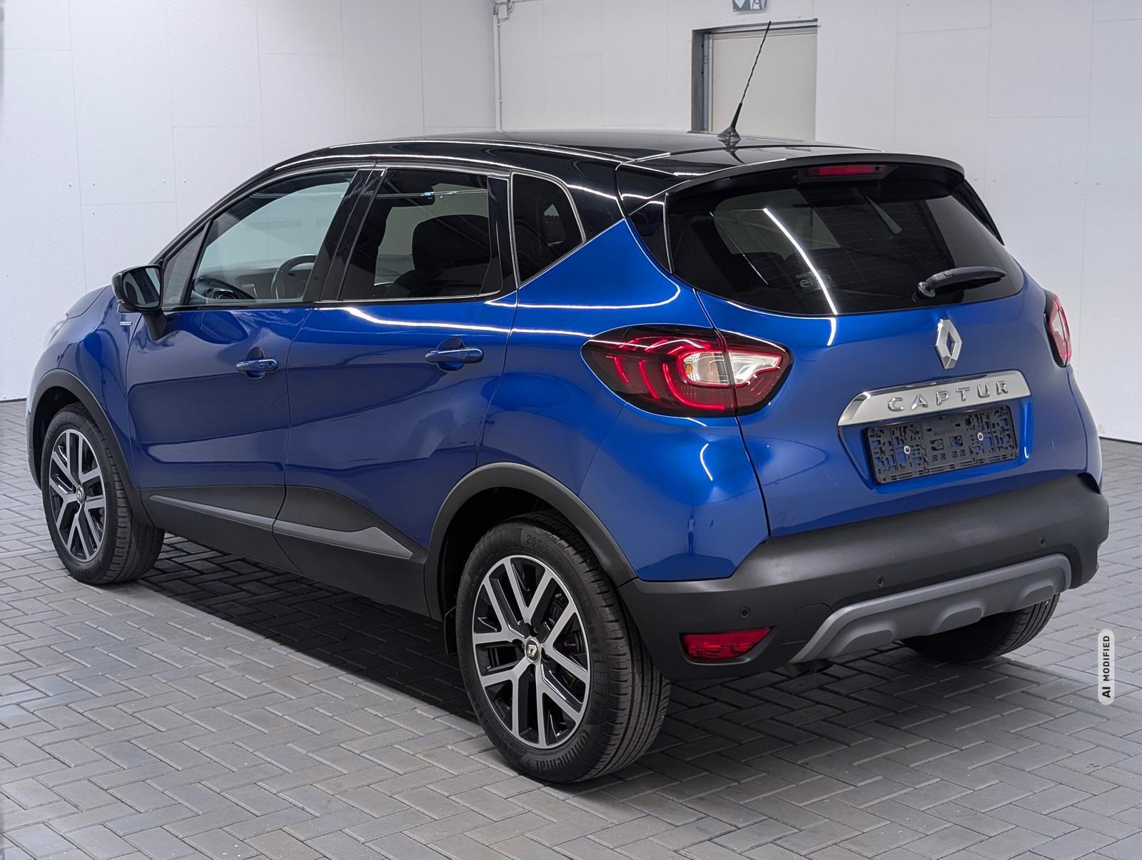 Renault Captur Version S LED/Navi/SHZ/Kam/GRA/Keyl/17-LM