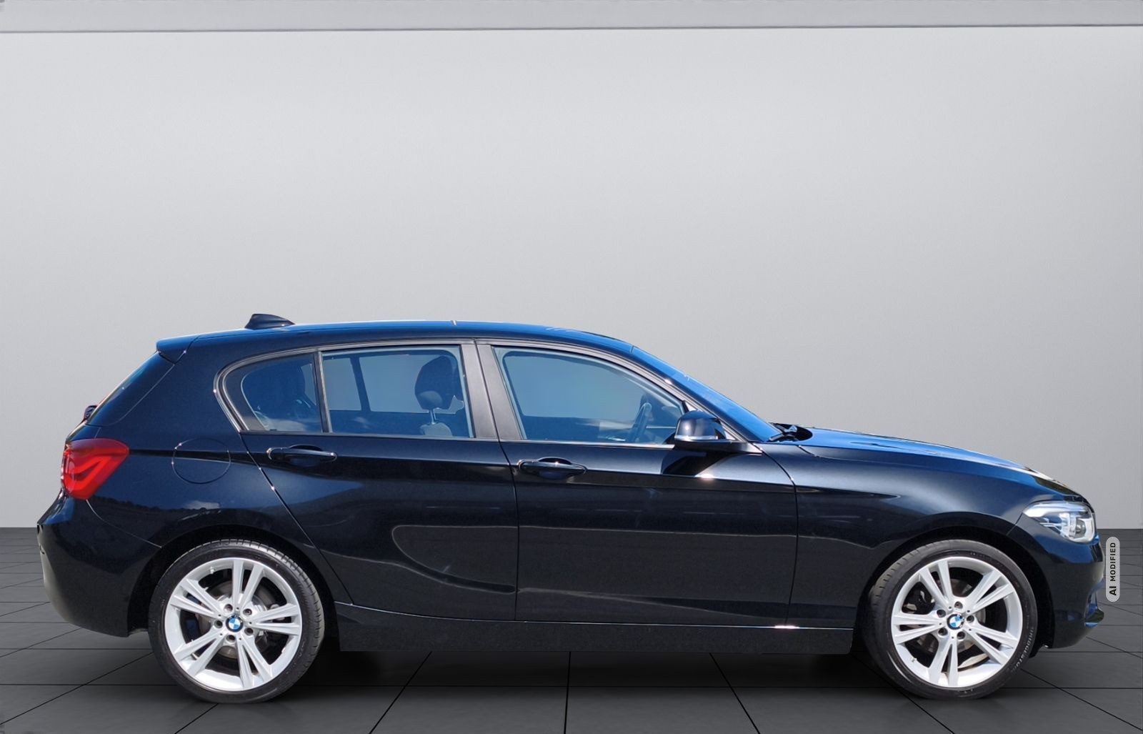 BMW 120 1 Limousine 5-trg.  i Aut. Advantage/17