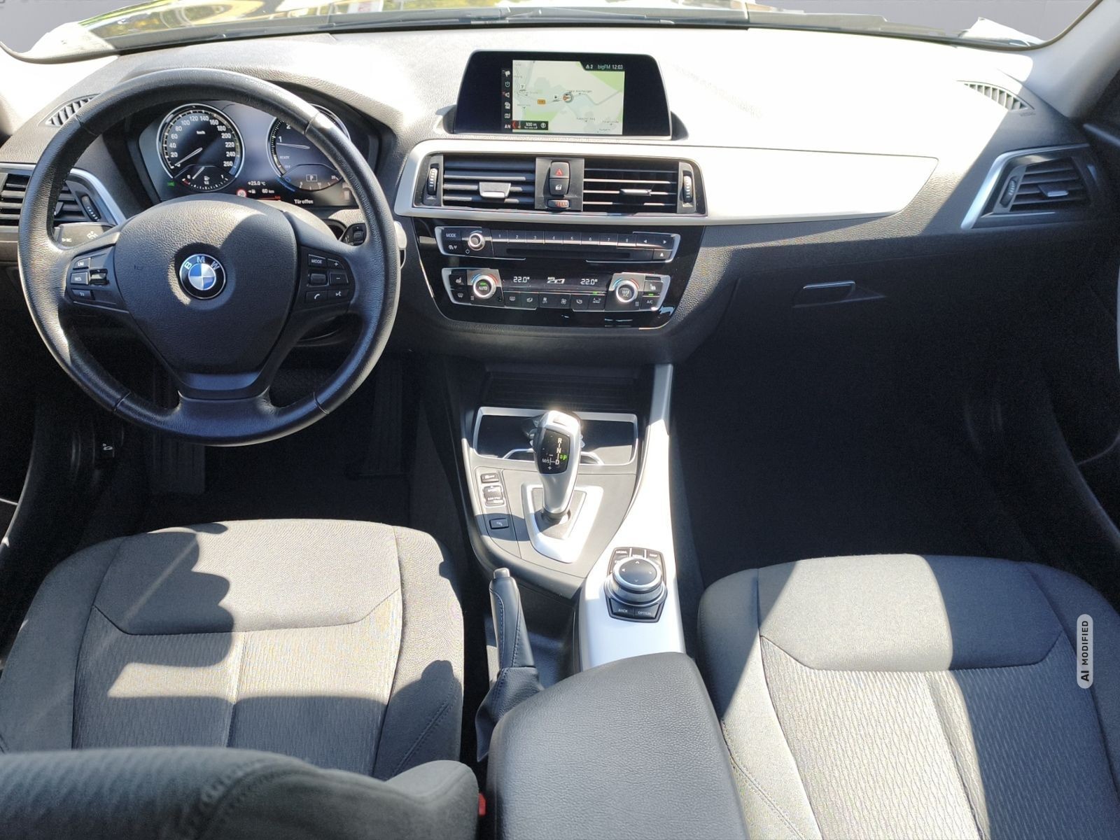 BMW 120 1 Limousine 5-trg.  i Aut. Advantage/17