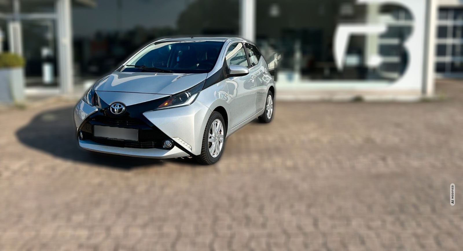 Toyota Aygo AYGO x-play touch TÜV NEU ALLWETTERREIFEN