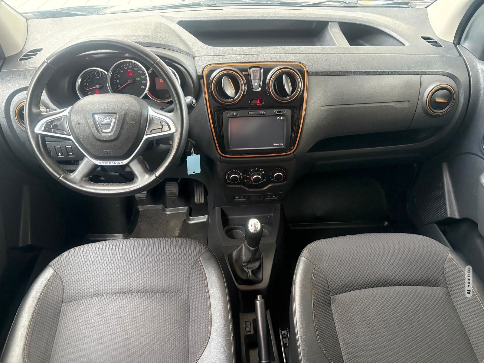 Dacia Dokker Stepway Celebration *SHZ PDC NAVI u.v.m*