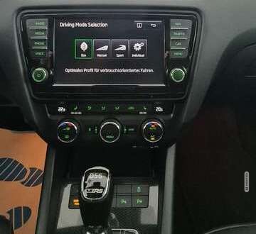 Skoda Octavia RS,  unfallfrei, LED, Navi, AHK, HU/AU neu, Sch...