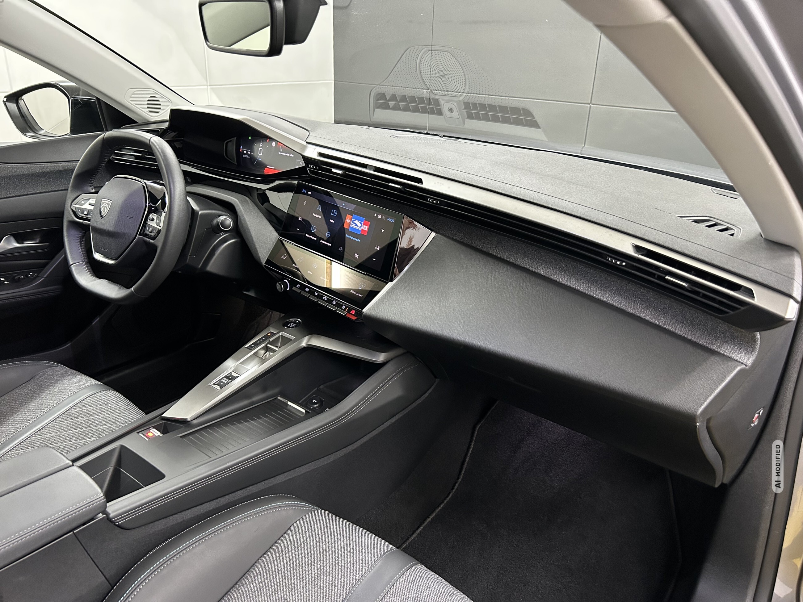 Peugeot 408 Hybrid 136 Allure+ACC+360*+LED+DAB+CarPlay