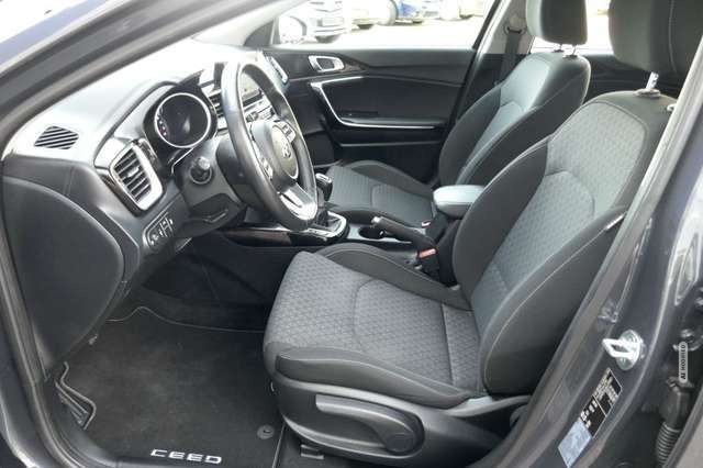 Kia cee'd / Ceed Ceed 1.4 T-GDI OPF Vision NAVI KAMERA LED