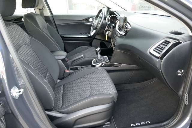 Kia cee'd / Ceed Ceed 1.4 T-GDI OPF Vision NAVI KAMERA LED
