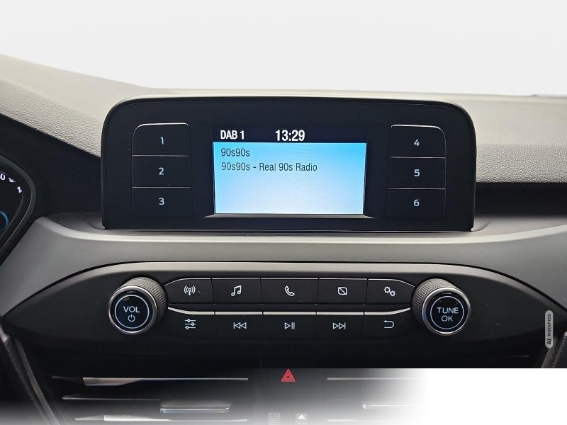 Ford Focus 1.0 EB Turnier Trend Klima DAB LED