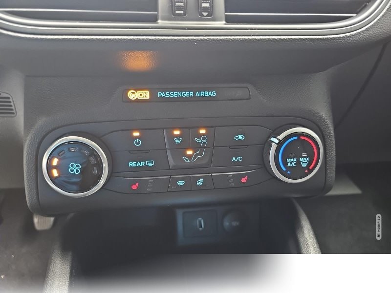 Ford Focus 1.0 EB Turnier Trend Klima DAB LED