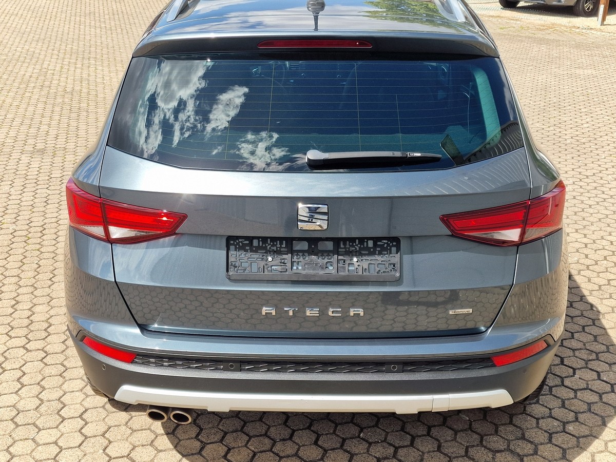 Seat Ateca 2.0 TSI Xcellence*4Drive*AHK*Standheiz.*19 Zoll