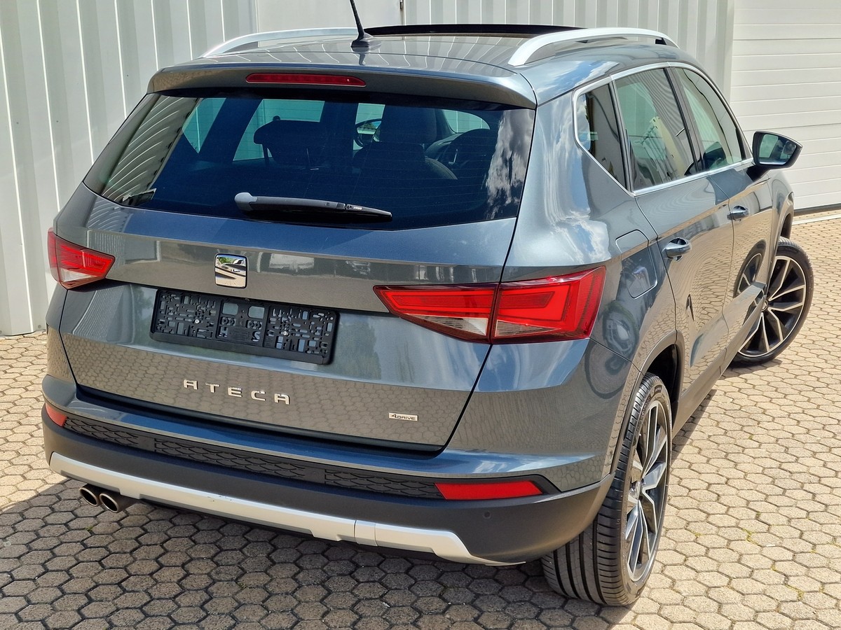 Seat Ateca 2.0 TSI Xcellence*4Drive*AHK*Standheiz.*19 Zoll