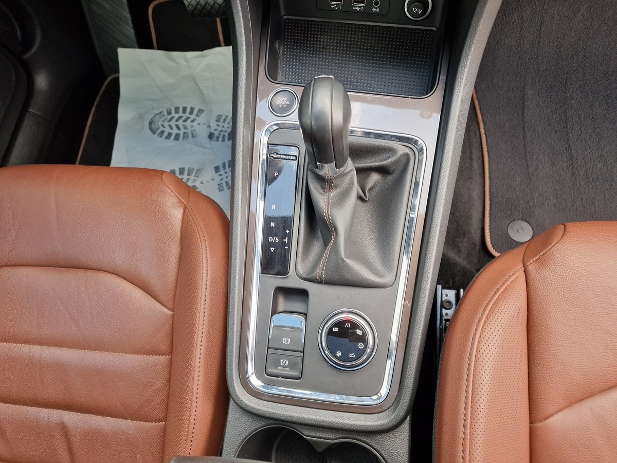 Seat Ateca 2.0 TSI Xcellence*4Drive*AHK*Standheiz.*19 Zoll