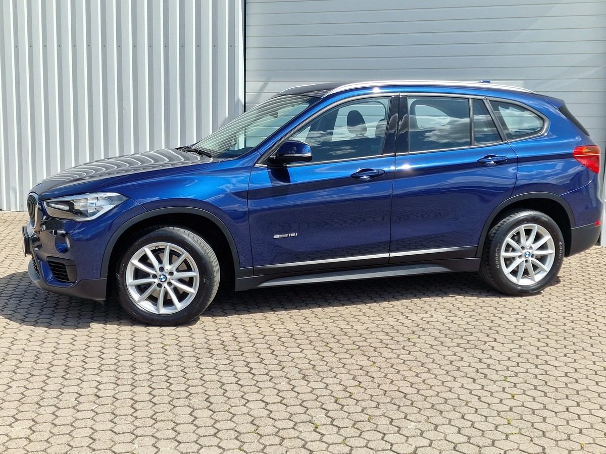BMW X1  Navi*AHK abnehmbar*Tempomat*Komfortzugang