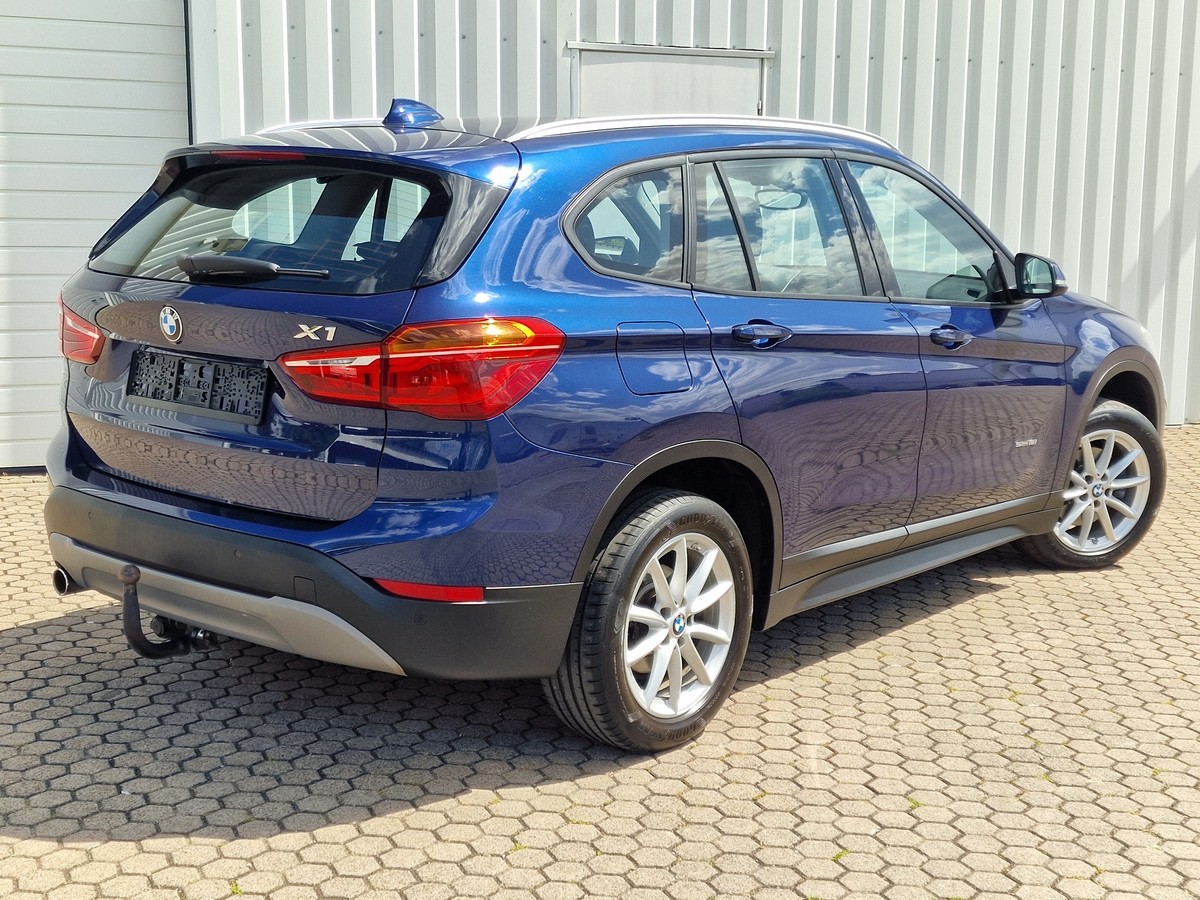 BMW X1  Navi*AHK abnehmbar*Tempomat*Komfortzugang