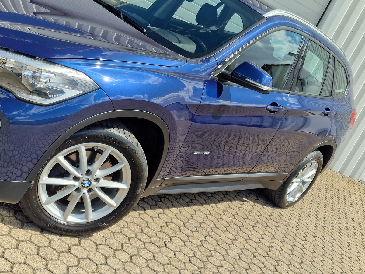 BMW X1  Navi*AHK abnehmbar*Tempomat*Komfortzugang