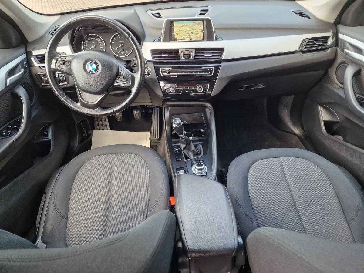 BMW X1  Navi*AHK abnehmbar*Tempomat*Komfortzugang