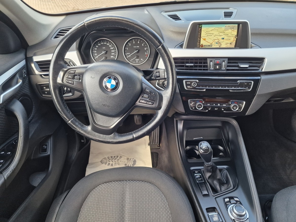BMW X1  Navi*AHK abnehmbar*Tempomat*Komfortzugang