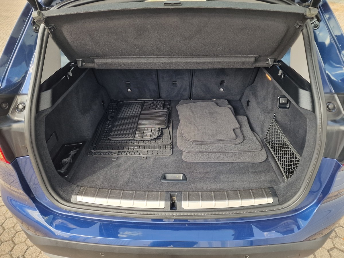 BMW X1  Navi*AHK abnehmbar*Tempomat*Komfortzugang