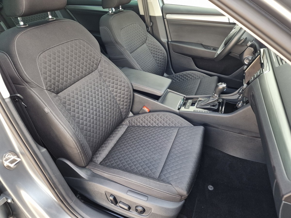 Skoda Superb TSI Style*Navi*AHK*ACC*Apple Car*Glasdach