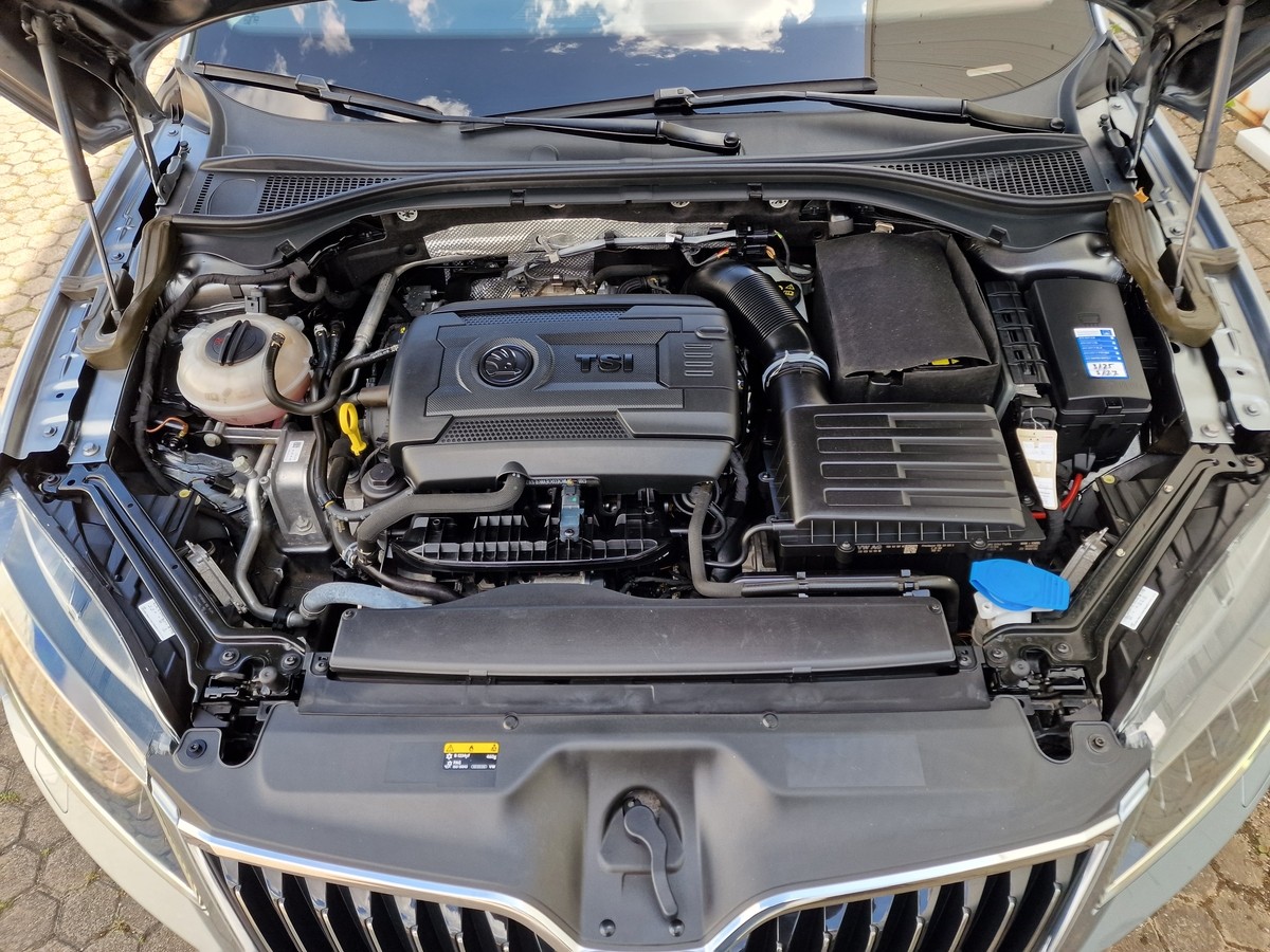Skoda Superb TSI Style*Navi*AHK*ACC*Apple Car*Glasdach