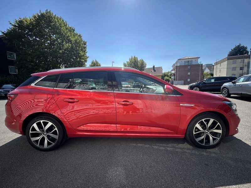 Renault Megane IV GRANDTOUR 1.3TCe160 ENERGIE BOSE EDITION AUTOMATIK