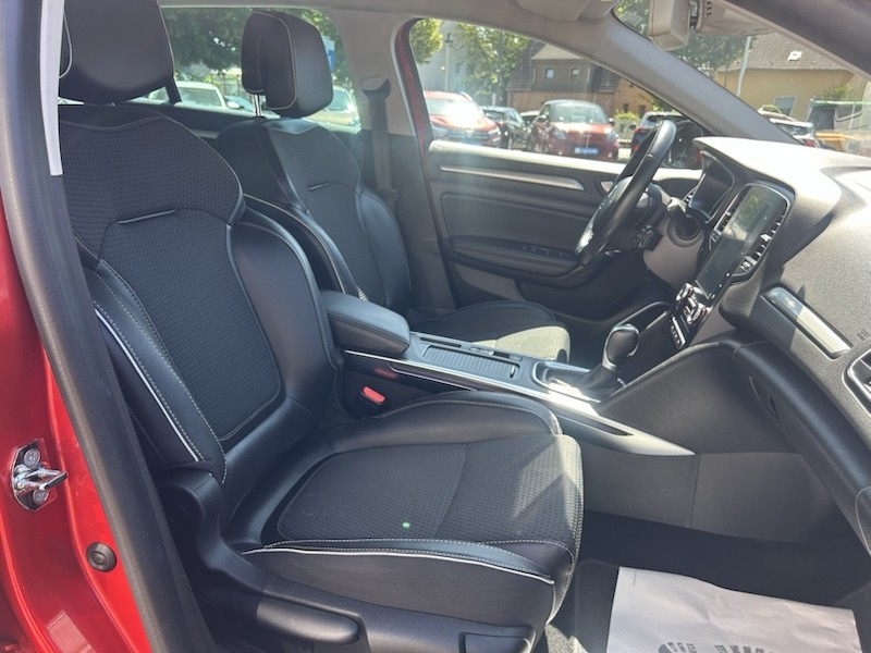Renault Megane IV GRANDTOUR 1.3TCe160 ENERGIE BOSE EDITION AUTOMATIK