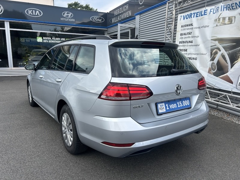 Volkswagen Golf VII 1.0 TSI TRENDLINE OPF KLIMAAUTOM*RADIO*NAVI*PDC    