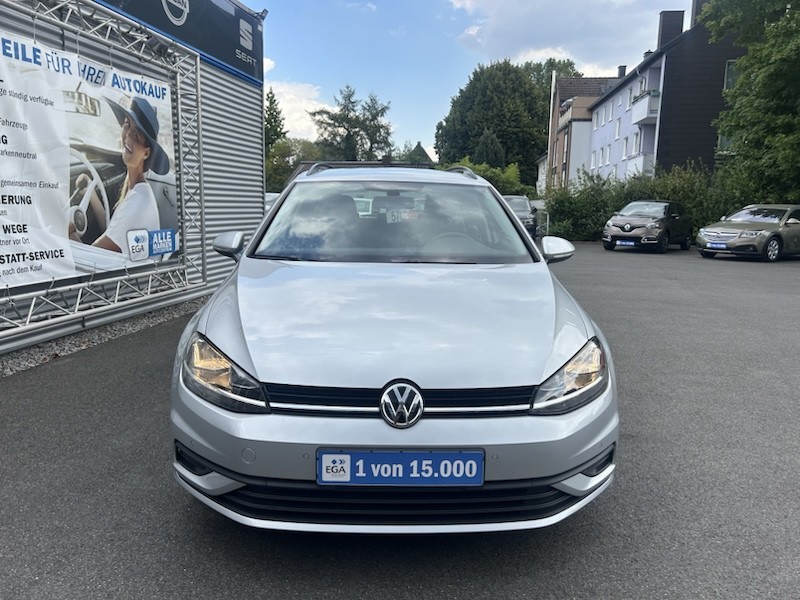 Volkswagen Golf VII 1.0 TSI TRENDLINE OPF KLIMAAUTOM*RADIO*NAVI*PDC    