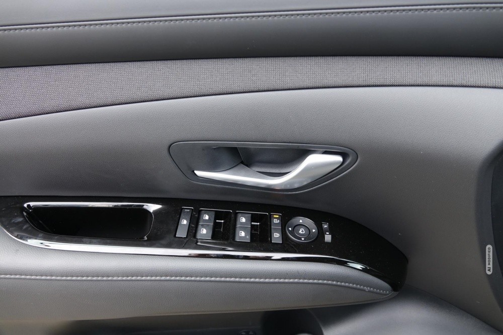 Hyundai Tucson TREND HYBRID 239PS +KRELL/el. Sitze/AHK!