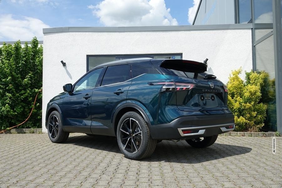 Nissan Qashqai TEKNA 158PS ALLRAD 4x4 Pano/Bose SOFORT!