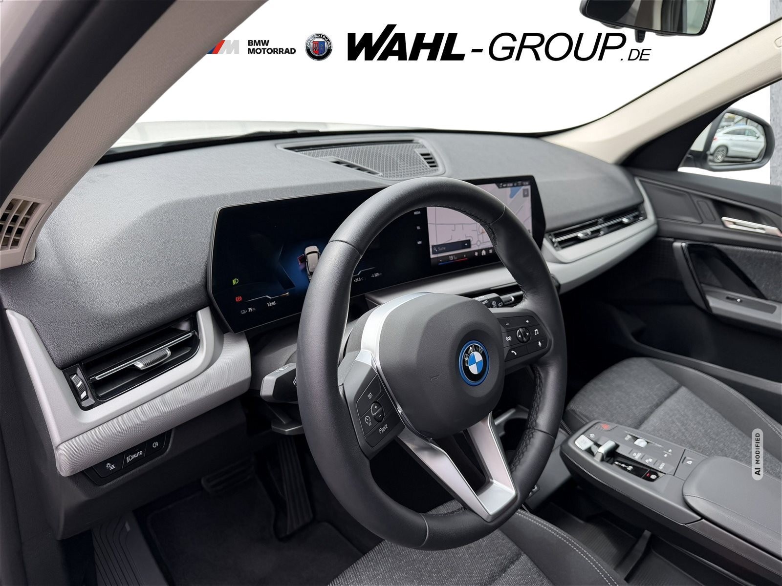 BMW iX1 LED LiveCockpt HiFi Parkassistenzsys ActiveGuard SHZ