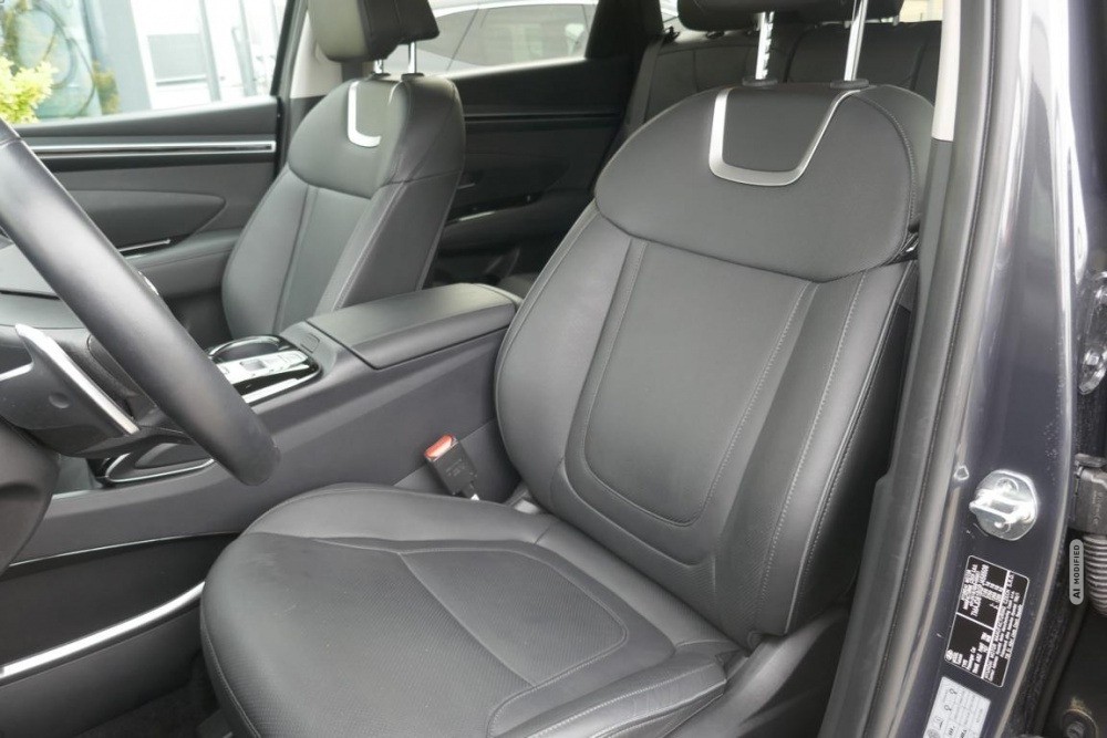 Hyundai Tucson 150PS DCT Voll-LED/Leder/KRELL/Smart-Key!