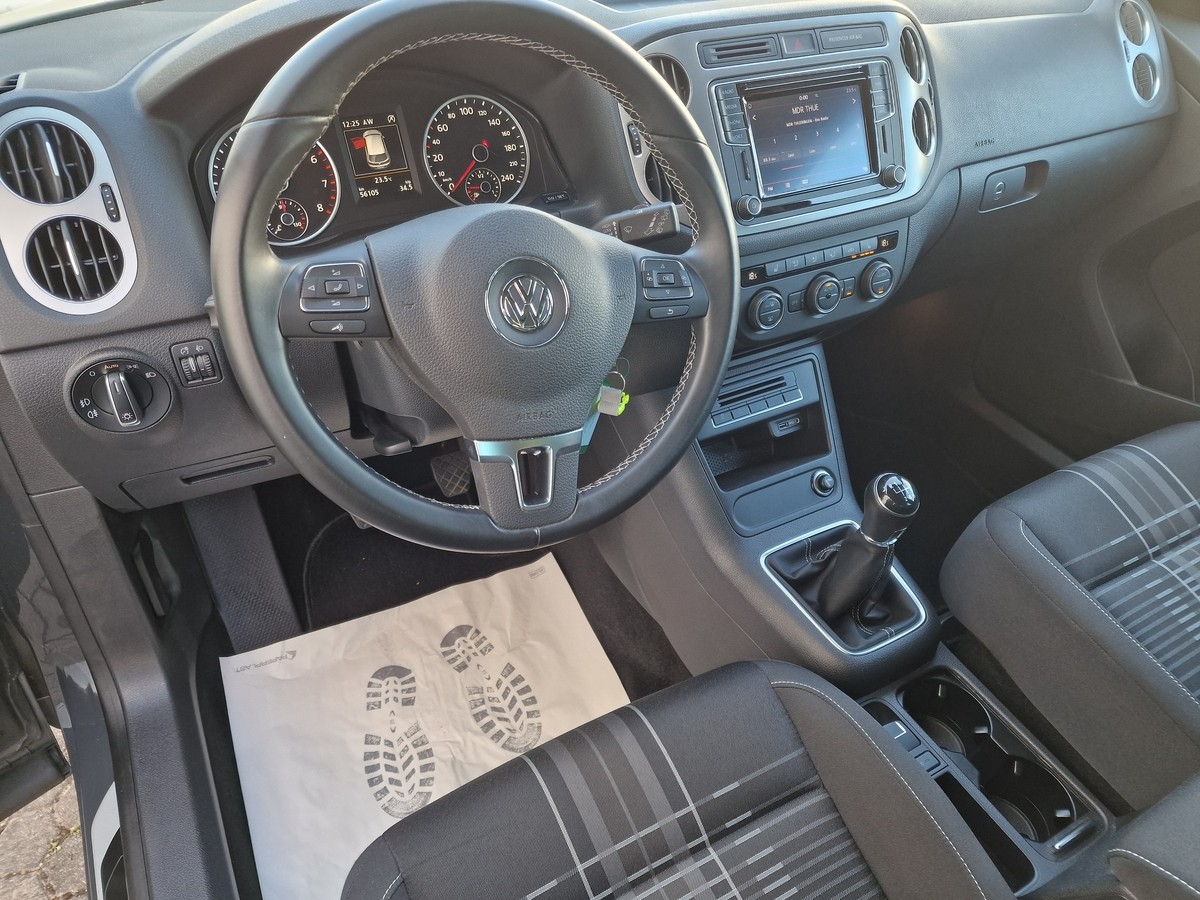 Volkswagen Tiguan Sport & Style*AHK*Navi*R-Kamera*Tempomat