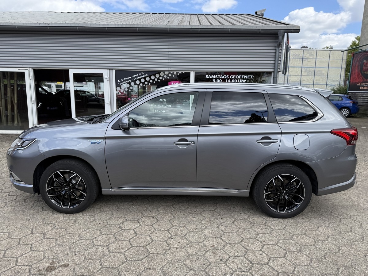 Mitsubishi Plug-in Hybrid Outlander Plus mit Spirit-Paket  AHK. WKR. 