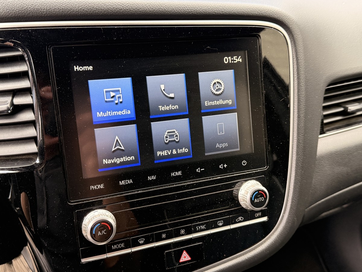 Mitsubishi Plug-in Hybrid Outlander Plus mit Spirit-Paket  AHK. WKR. 