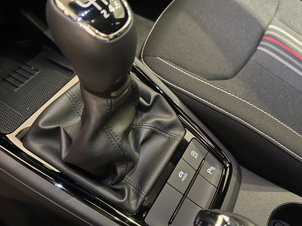 Skoda Scala 1.5 TSI Monte Carlo Matrix Pano Navi