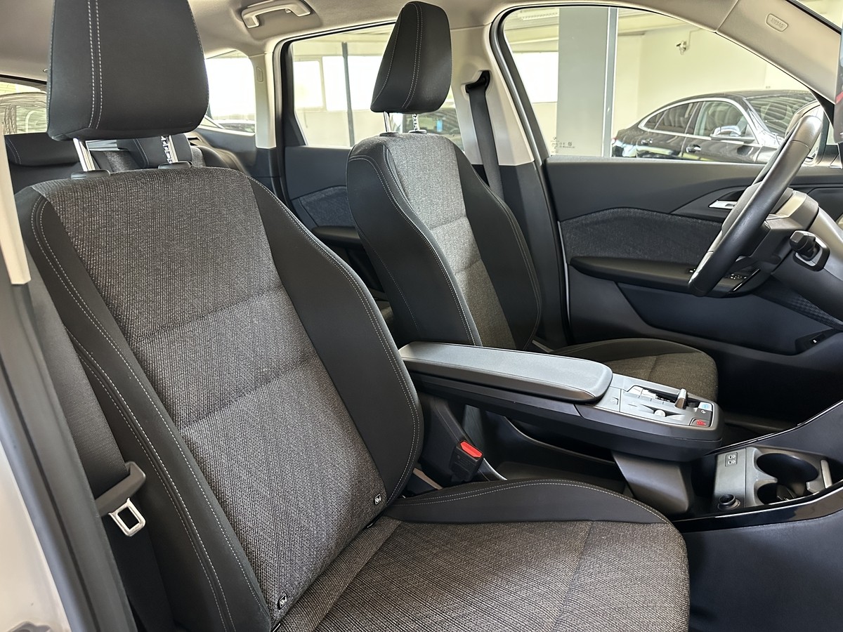 BMW iX1eDrive20 AHK Kamera LED Sitzhz. PDC 1Hd.