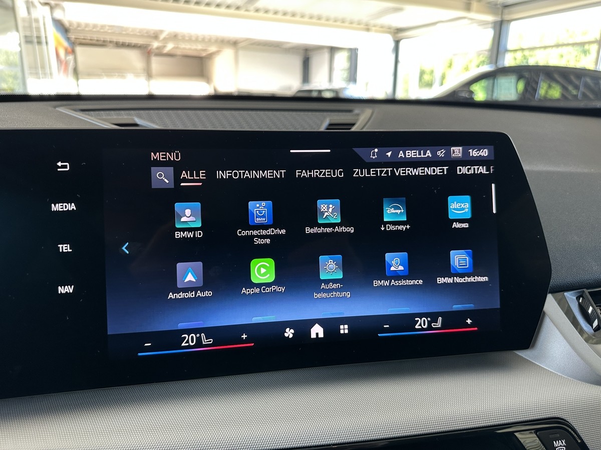 BMW iX1eDrive20 AHK Kamera LED Sitzhz. PDC 1Hd.
