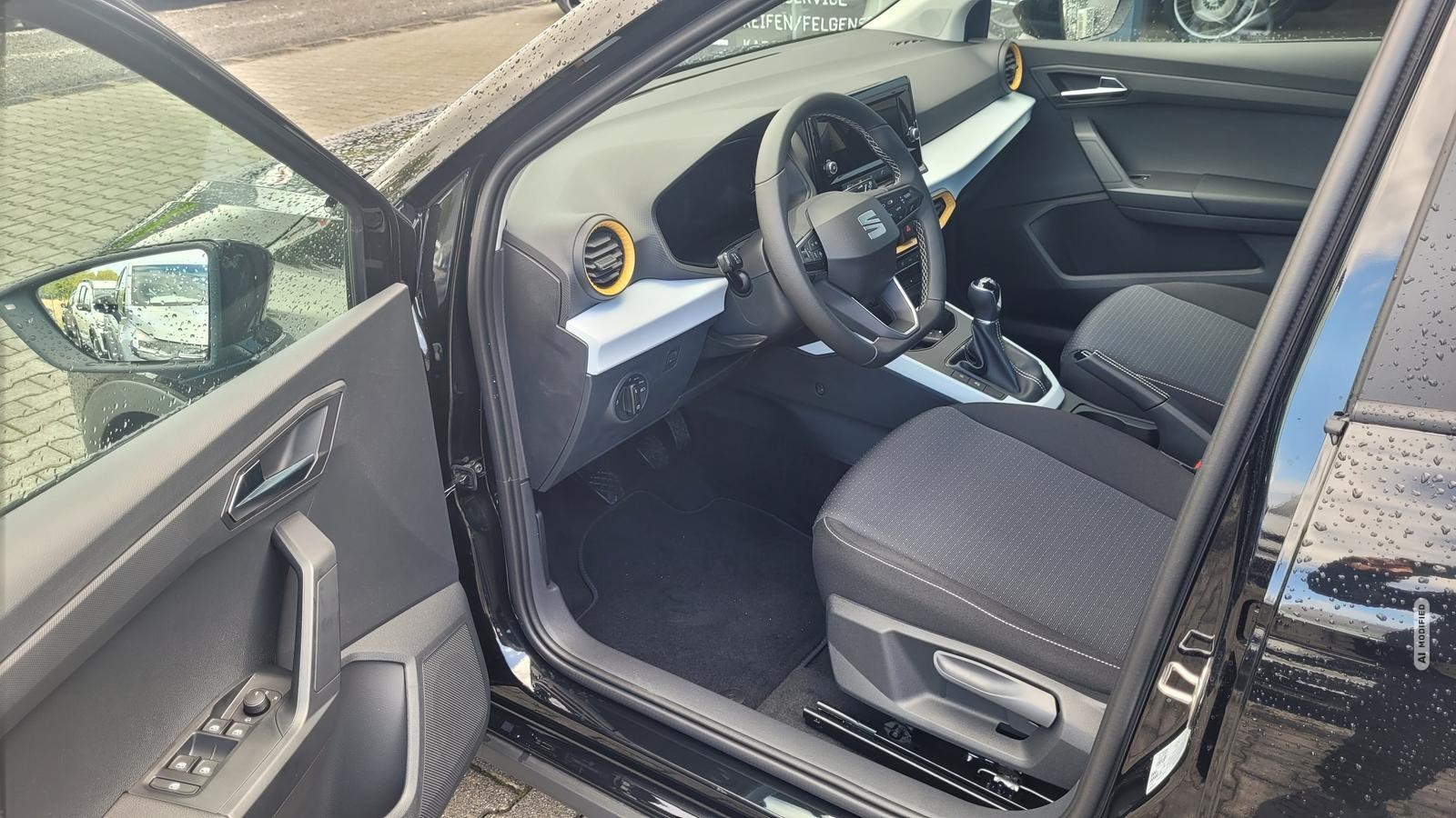 Seat Arona Style*5JGar*LED*Shzg*PDC*16Zoll*ACA*