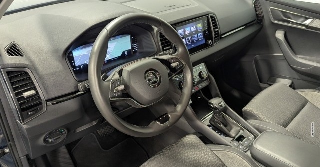 Skoda Karoq Style 1.5 TSI ACT DSG LED ACC CarPlay KAM