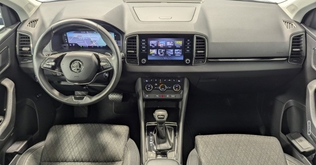 Skoda Karoq Style 1.5 TSI ACT DSG LED ACC CarPlay KAM