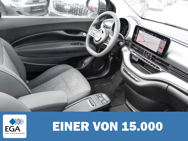 Fiat 500e Icon Navi Digitales Cockpit Memory Sitze Apple CarPlay Android Auto Klimaau