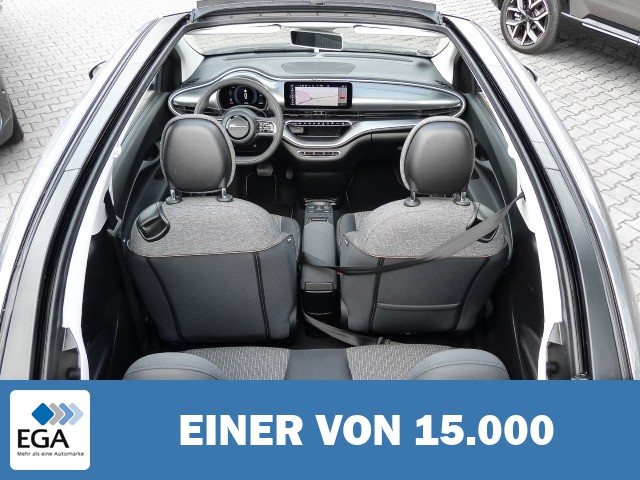 Fiat 500e Icon Navi Digitales Cockpit Memory Sitze Apple CarPlay Android Auto Klimaau
