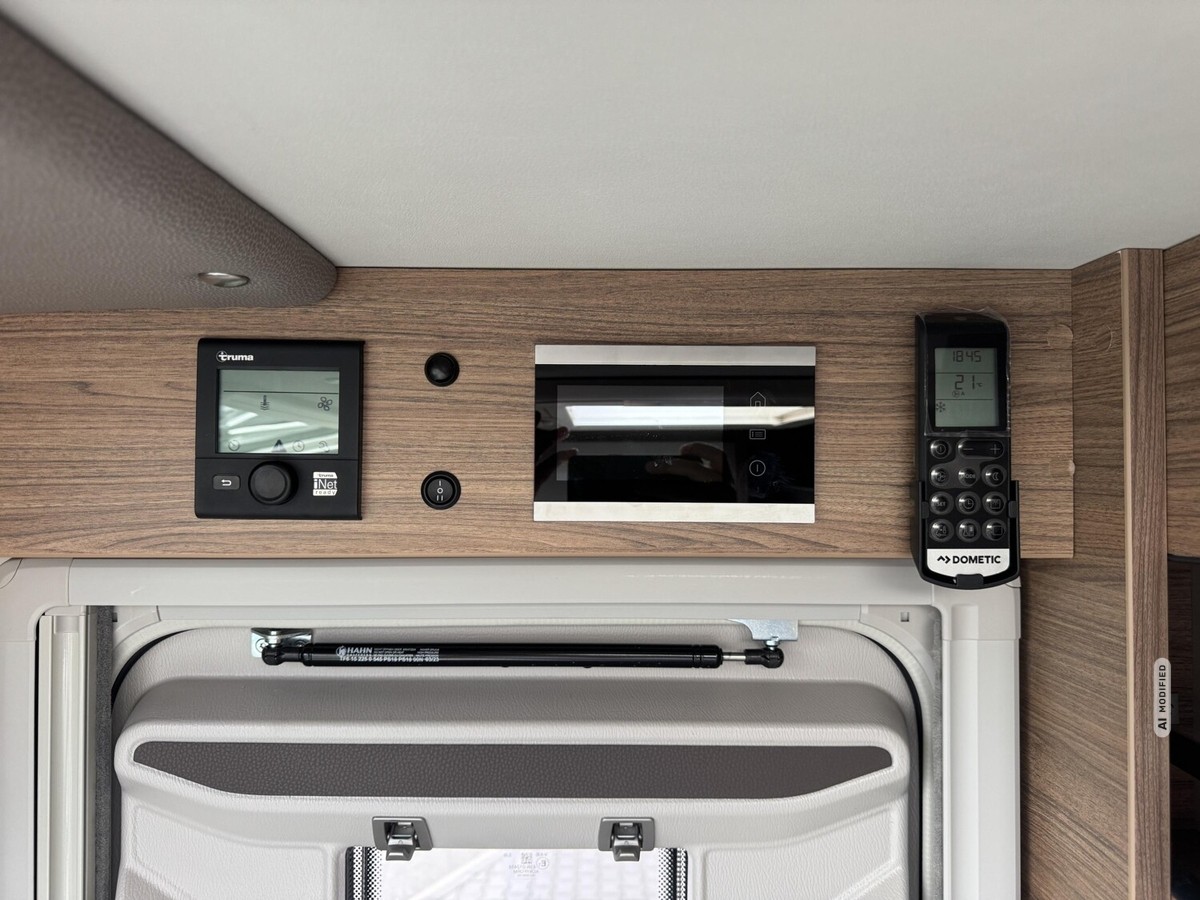 Knaus 650 MEG Van Ti Markise+Sat TV+AHK+Dachklima aus priva