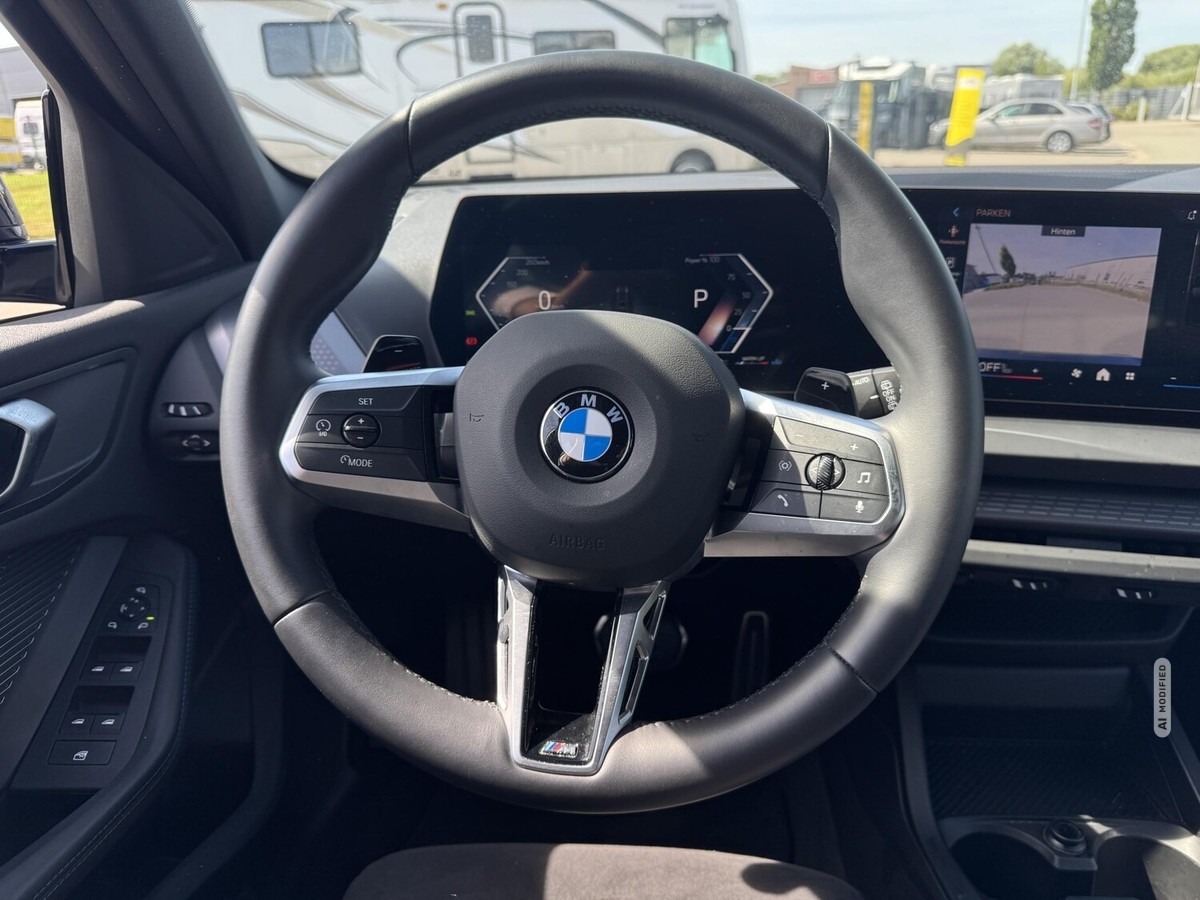 BMW 120 i A+M-SportPaket+LED+SHZ+Kamera