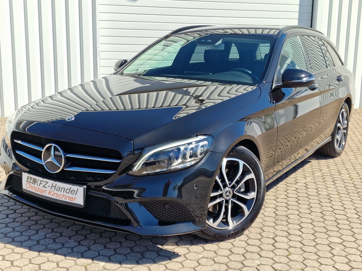 Mercedes-Benz C 220 d T Avantg.*Nightpaket*AHK*ACC*R-Kamera